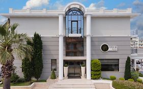 Bomo Danai Hotel & Spa